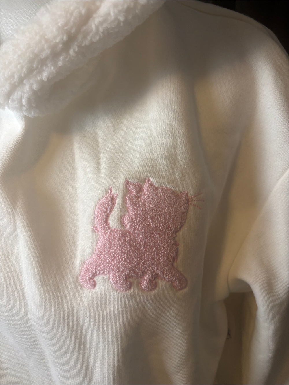 White Plush Cat Hoodie with Pink Accents - Picture 3 of 10